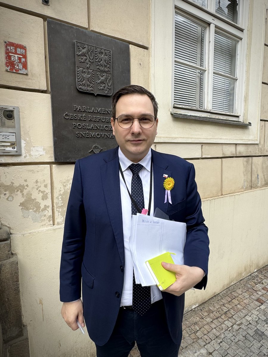 Jan Lipavský tweet media