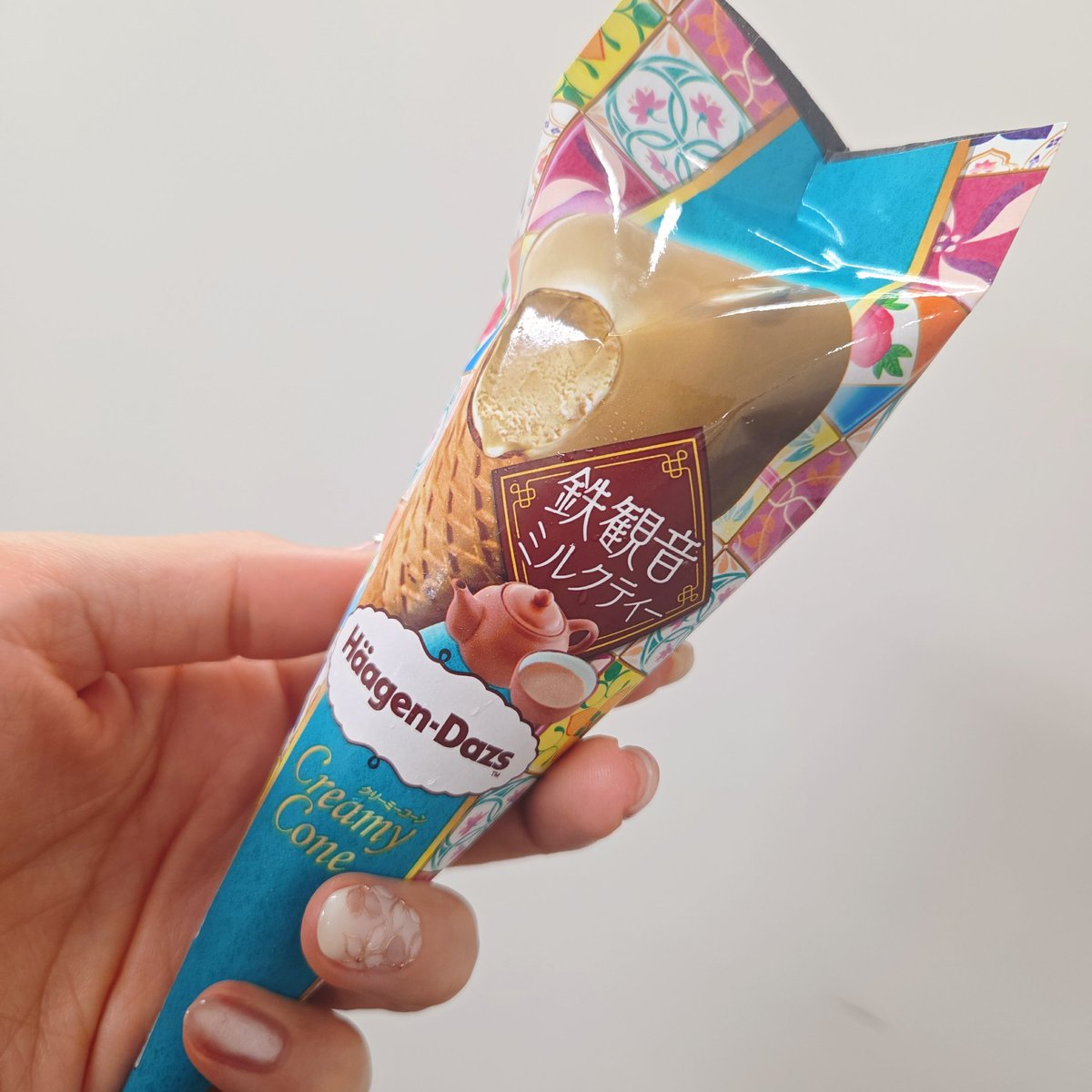ミルクティー セブンのハーゲンダッツ 鉄観音ミルクティーおいちぃ🩷