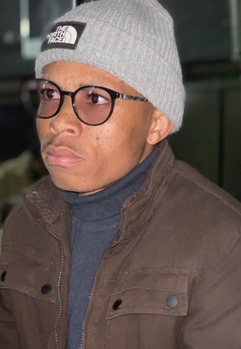 B. tweet media