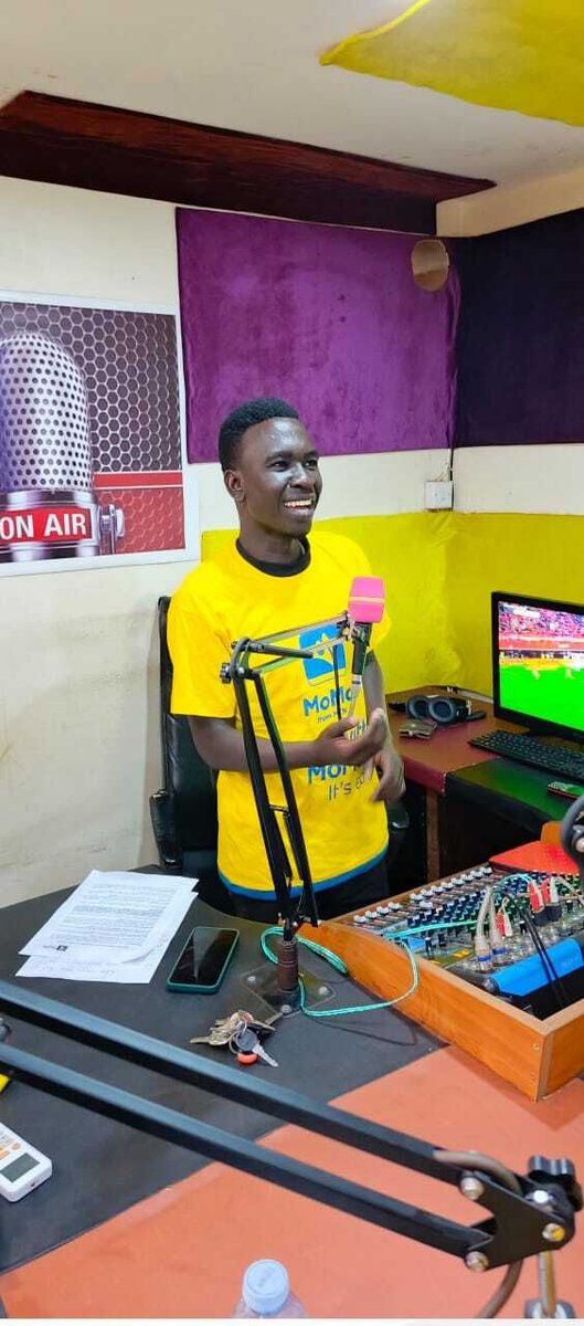 UNITY FM 97.7  LIRA tweet media