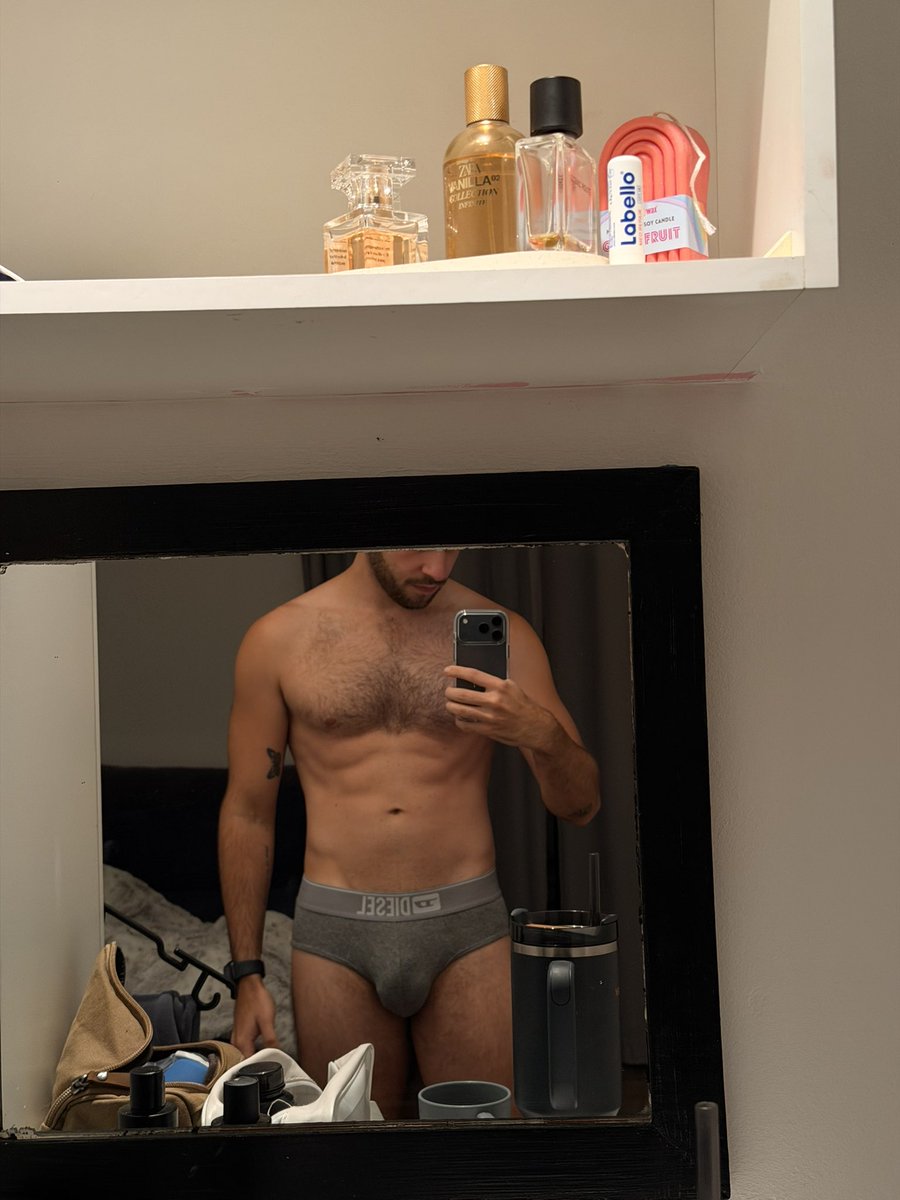 Aar0nShortking's tweet photo. Heavy 🍆 https://t.co/U46KNn2HYt