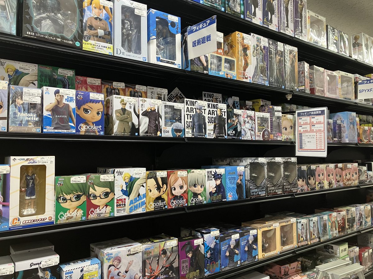 先日フィギュアの棚を整理いたしました！！🧹✨ ジャンプ作品から