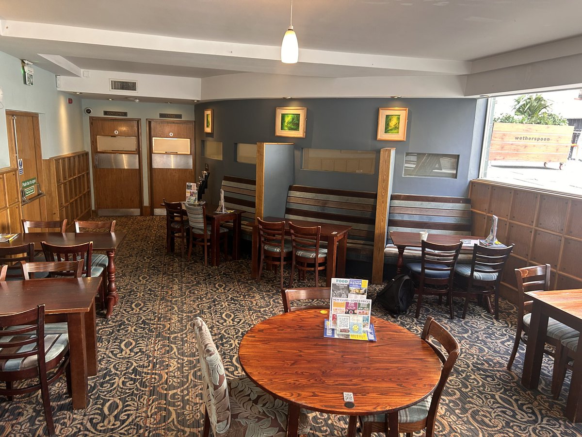 DaveVarley7's tweet photo. 612 The Cherry Tree, Huddersfield #wetherspoons #wetherspoon https://t.co/fdGTxYgJWT