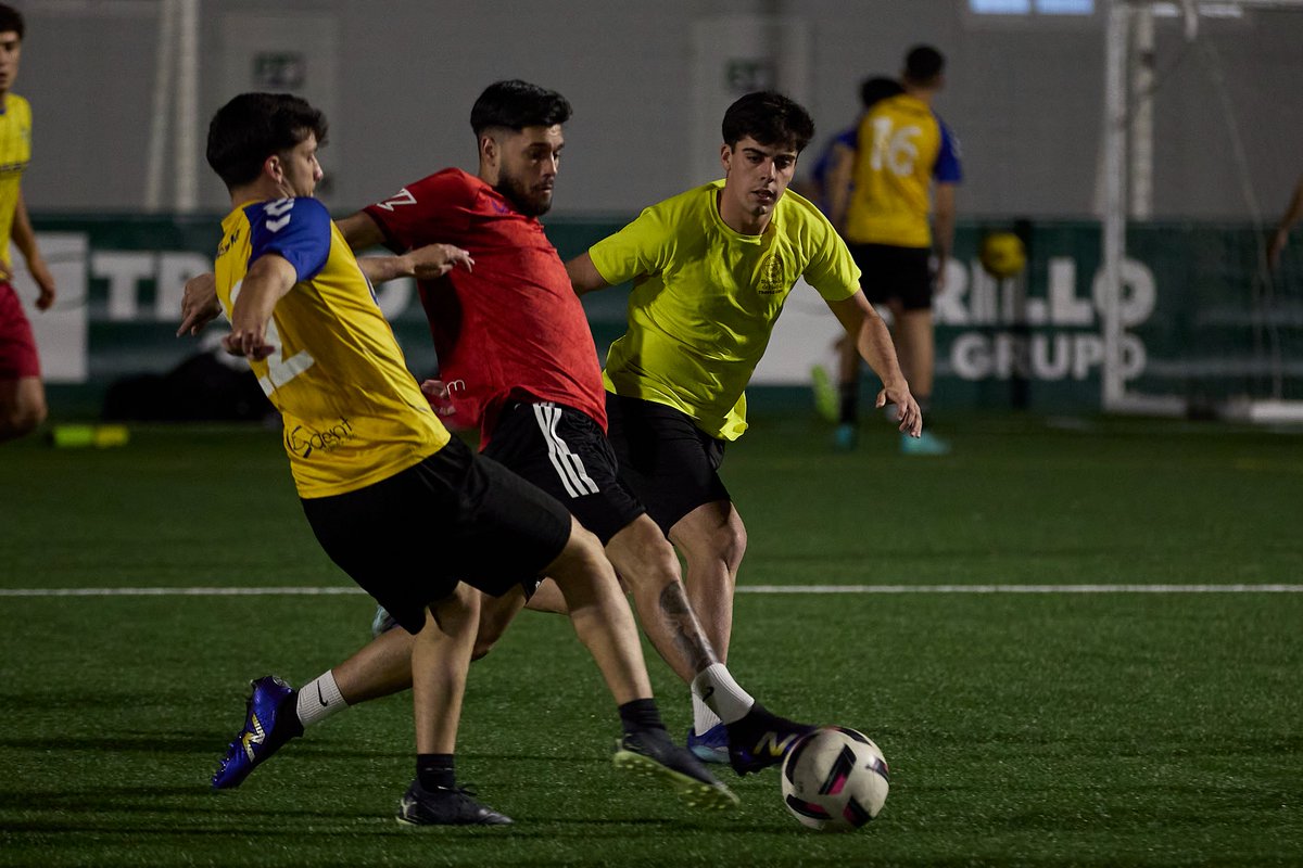 F7Elite's tweet photo. 📸 Galería 3º Jornada de la COPA PRIMAVERA del Grupo @happyparksevilla 

📲 Galería completa: https://t.co/Sp15i2KBxF https://t.co/CpB1Gq9Or2
