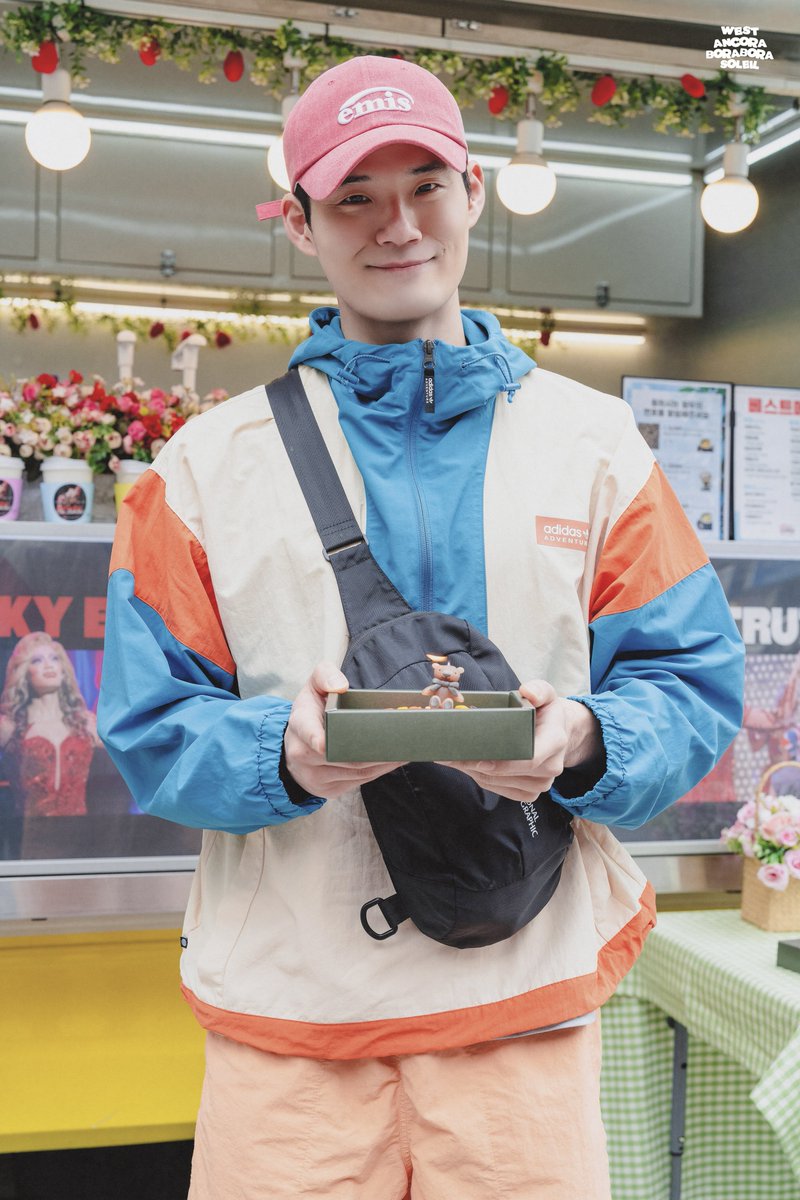 𝐚𝐧𝐜𝐨𝐫𝐚 ꪑ tweet media