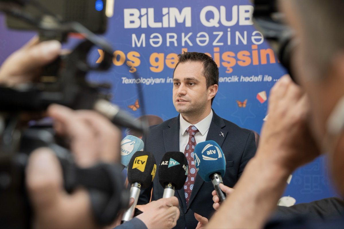 koseahm's tweet photo. Bugün Bilim Quba 1 yaşında.
Bu süreçte 15 bine yakın çocuğumuz bilim, teknoloji ve üretimle tanıştı.

Burada büyüyen hayallerde Özdemir Bayraktar’ın ideallerini, Selçuk Bayraktar’ın vizyonunu, Lütfi Zadə ve Aziz Sancar’ın bilim mirasını görüyoruz.

İyi ki varsın Bilim Quba. 🇹🇷🇦🇿 https://t.co/3oCAWorx8p