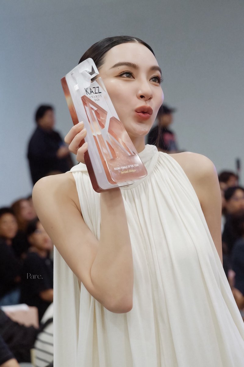 ppearnss's tweet photo. คนเก่ง 💗

ENJOY THIDARAT RISING FEMALE
#ENJOYRisingFemaleOfTheYear https://t.co/P5U3q7O3AJ
