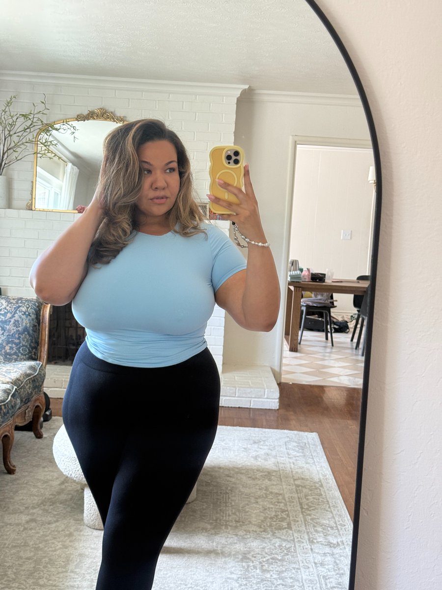Heather 💙 tweet media