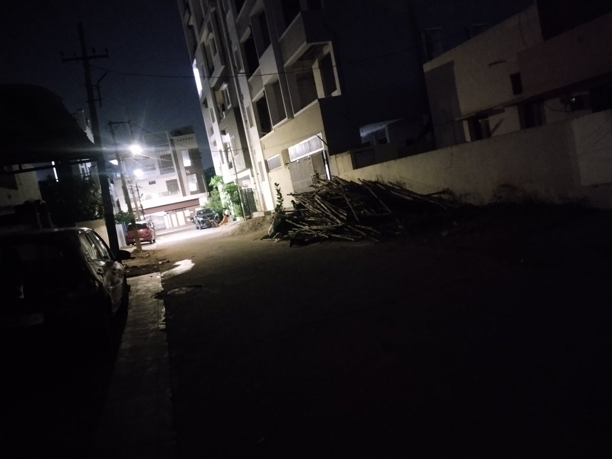 Kumar14Pavan's tweet photo. In January 2026, GHMC removed the streetlight in front of our house for “testing purposes.” As of now, it has still not been reinstalled. Our area remains in complete darkness at night, making women &amp; children feel unsafe
 grievance ID: 1405265869449
@GHMCOnline
@CommissionrGHMC https://t.co/LzajIwd7wm