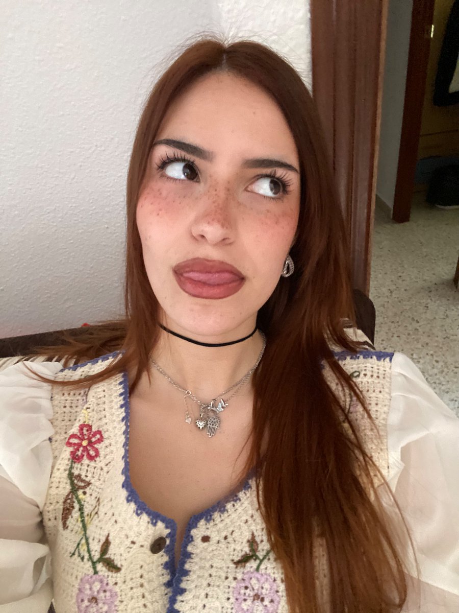 candela⋆.ೃ࿔*:･ tweet media