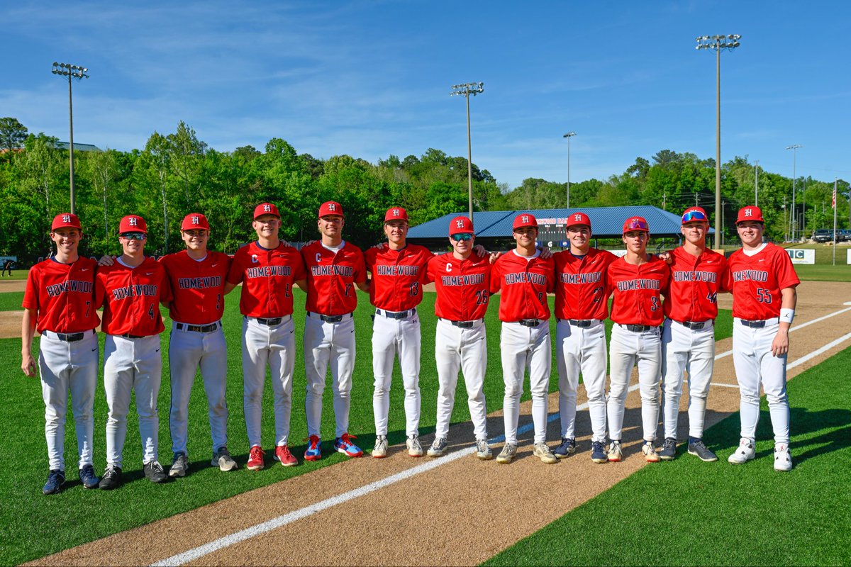 HWDbaseball's tweet photo. Our season may have come to an end this past weekend but it doesn’t take away from what an amazing run this team &amp; senior class has had. 33 wins, most in school history, 1st ever ASWA #1 ranking &amp; held it for 5 weeks &amp; most wins ever in a 2 year span with 63. Very special group!! https://t.co/y34EAohfmu