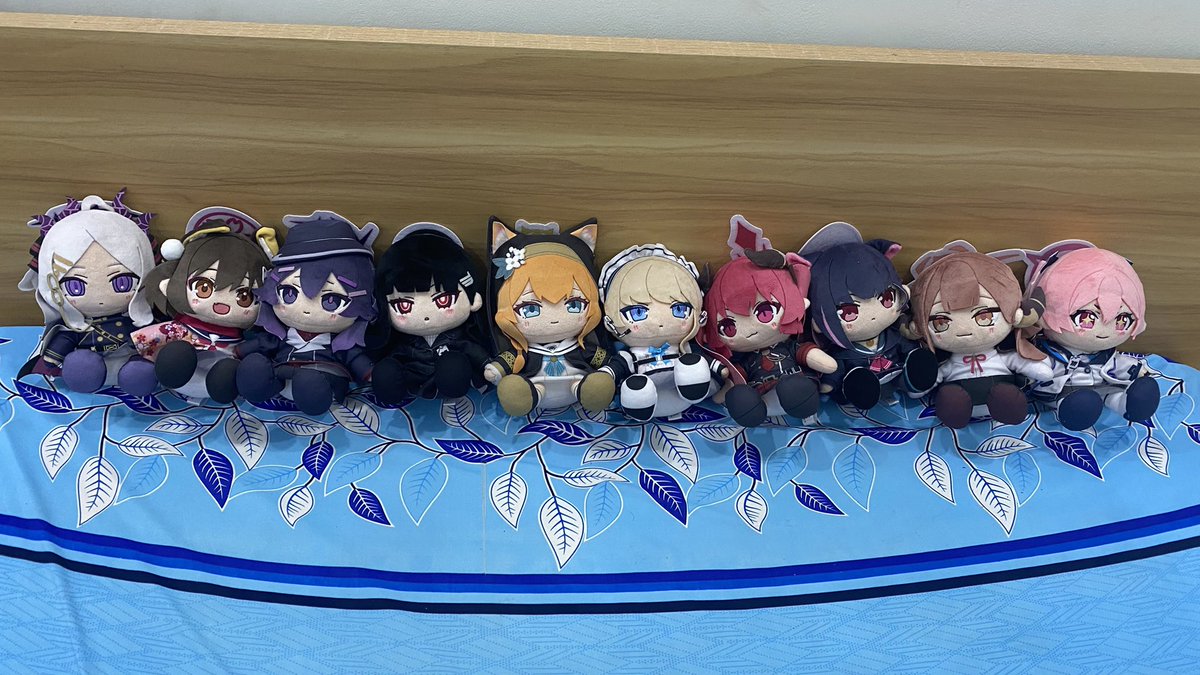 sakurorono's tweet photo. I have 10 creatures https://t.co/siyjg9BaFr