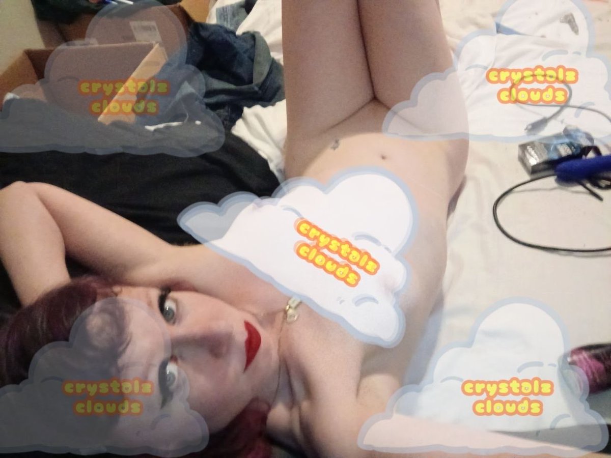 Papiscock's tweet photo. My sexy ass girl, Crystals Clouds, is going to bare it all on her Discord server (link is right below) at noon. Come see this super sexy fun fucking freak alt/E- girl you’ll never get enough of. 
#content #live 

https://t.co/7yikF56LSw

telegram: https://t.co/jcisYFPbbf https://t.co/fYC5aXJS2u