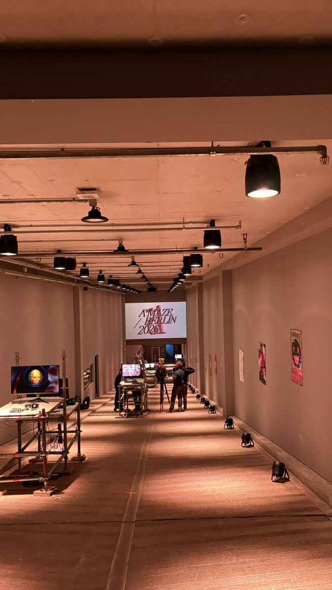 mhi_racle's tweet photo. No greater joy than seeing people try out your work and love it.

#Amaze26 has been amazing

#art #festival #berlin #arthousegame #ghana #vr https://t.co/JHu0DZGNPU