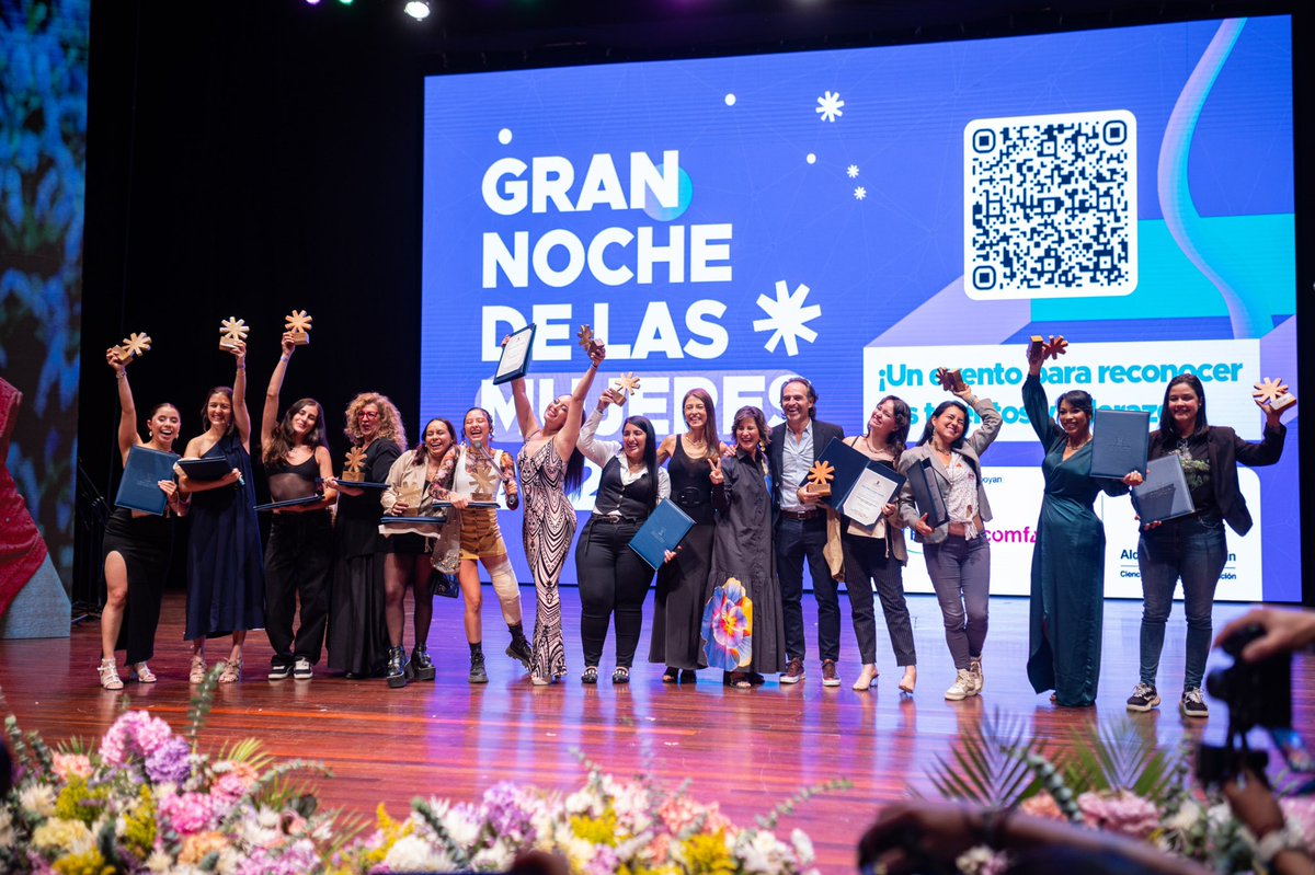 FicoGutierrez's tweet photo. En Medellín creemos en las mujeres que todos los días sacan adelante sus familias, sus barrios y sus sueños.

Para ellas abrimos la Estímulos a sus Talentos y Liderazgos. Para que emprenden, lideran, investigan y transforman esta ciudad con toda.

Postúlate hasta el 5 de junio y podrás recibir hasta 9.500.000 para seguir creciendo y cumpliendo tus sueños.

Consulta aquí la información
https://t.co/YlmI695RR2

Seguimos cumpliendo con más autonomía y oportunidades reales 💪.