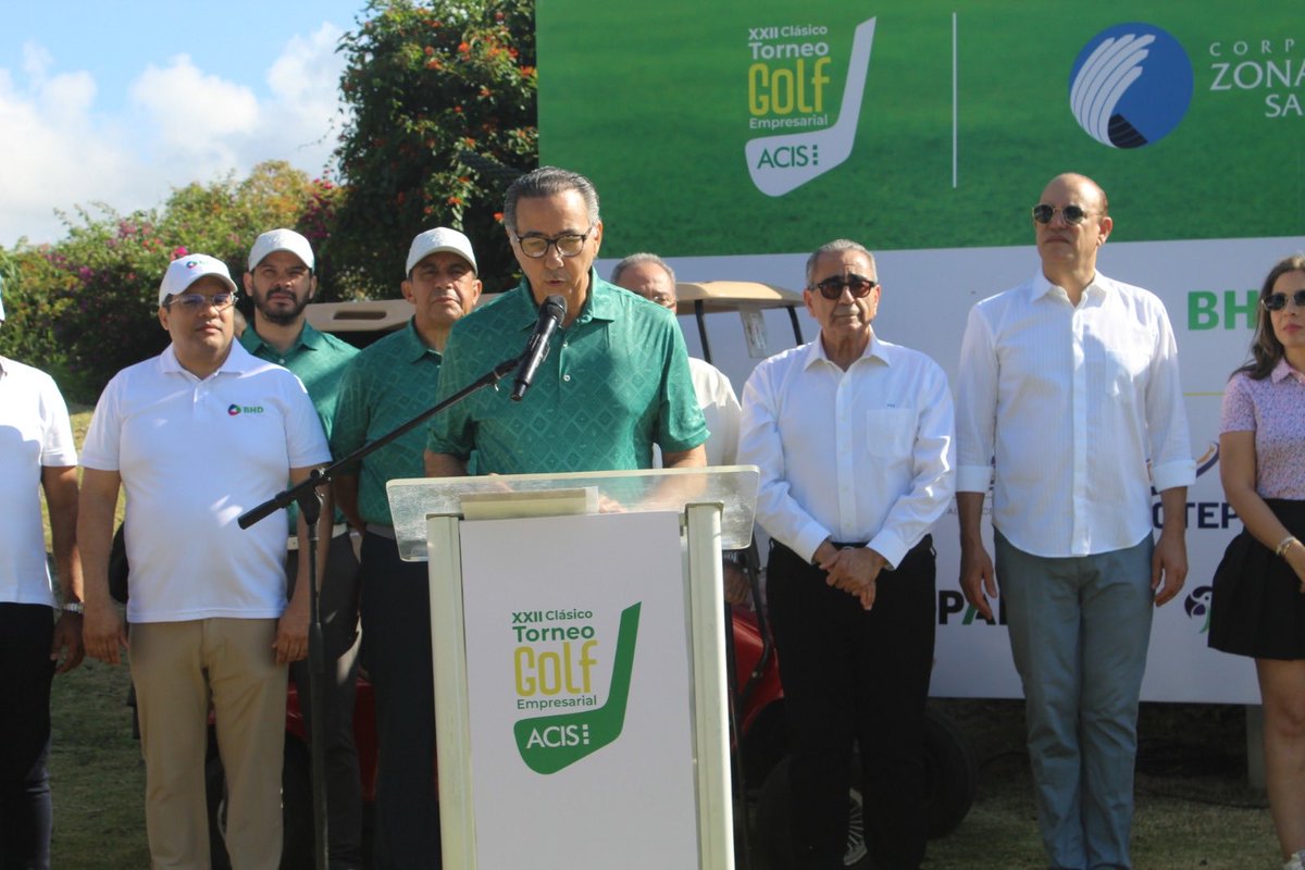 garcia_sued's tweet photo. Fue un honor haber participado en el acto inaugural del XXII Clásico Torneo de Golf Empresarial ACIS 2026, evento deportivo que reunió a diversas personalidades del sector empresarial, diplomáticos y académicos.
#MICM #ACIS https://t.co/wm9b8Ix0ZY