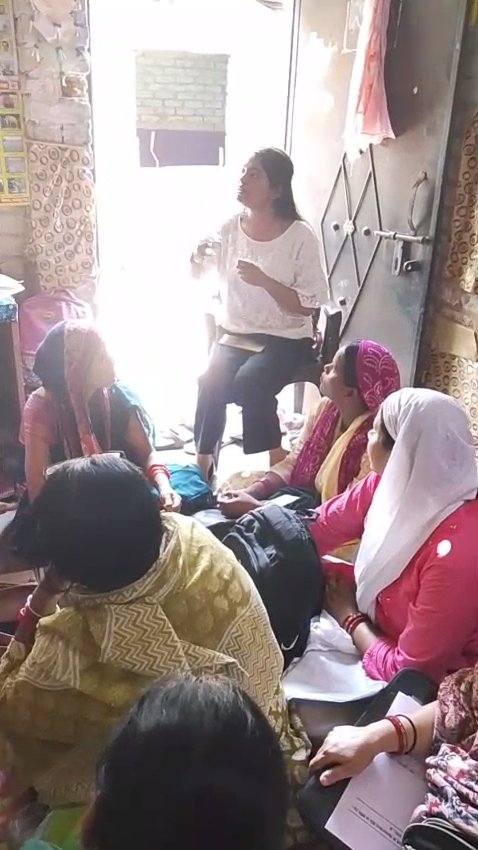 ContentJyoti's tweet photo. Today, I am going to the Anganwadi to learn about child nutrition and spread awareness. The Anganwadi works very nicely and amazingly. Many children come there. 😊 https://t.co/pV8l3tMKE2