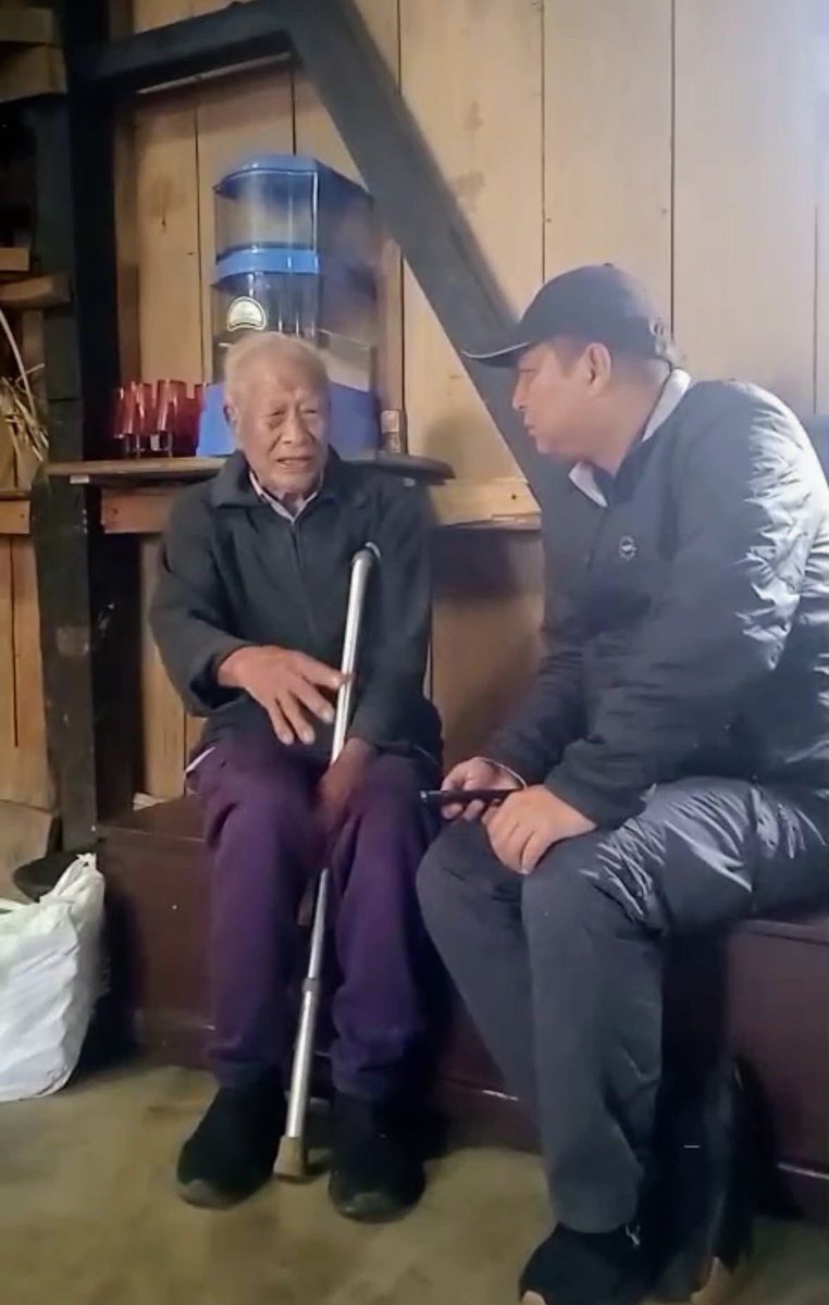 Imphal_Battle's tweet photo. I had the privilege of meeting 105-year-old Assam Rifles veteran Havildar Mering Ao, SC (Retd) — the oldest gallantry award recipient in Assam Rifles history. A WWII veteran of the Burma Campaign and Battle of Kohima, he later earned the Shaurya Chakra for exceptional bravery. https://t.co/ZXhWeUN3Mw