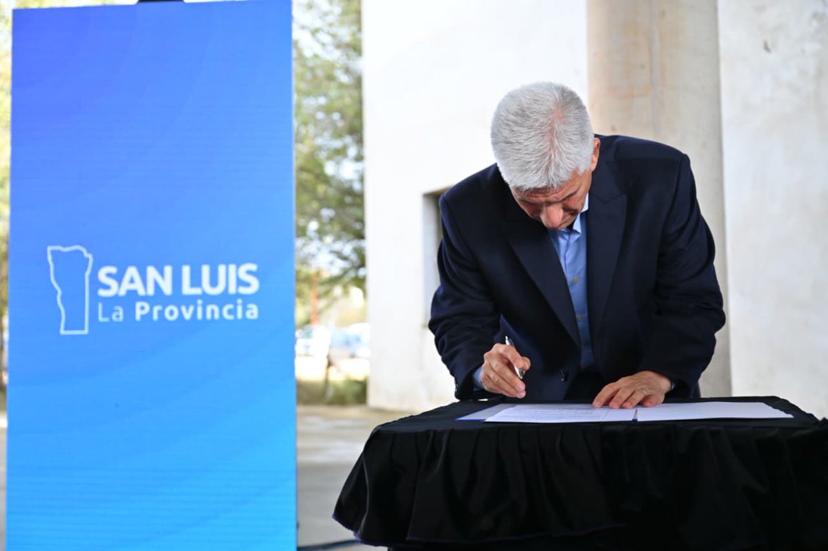 claudiojpoggi's tweet photo. VILLA MERCEDES - En un acuerdo de cooperación con la Universidad  Nacional de Villa Mercedes - UNVIME- , el Gobierno Provincial llamó a Licitación Pública para la Terminación Edilicia de la Facultad de Medicina de dicha Universidad. Un importante aporte a la Universidad. Luego de 9 años de encontrarse paralizada la Obra, hoy se recupera la esperanza. Muy bien !!!