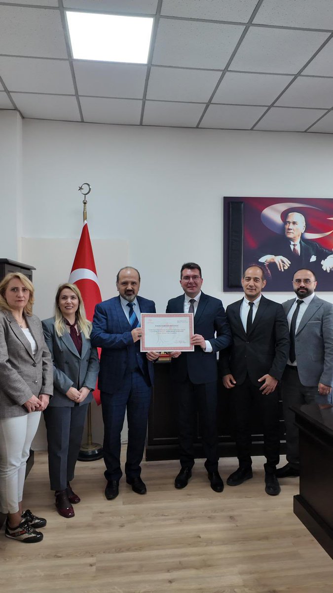 Karsism's tweet photo. Harakani Devlet Hastanesi ve Sarıkamış ilçe Devlet Hastanelerine “Anne Dostu Hastane” Ünvanı verildi https://t.co/v39sqPbMlo