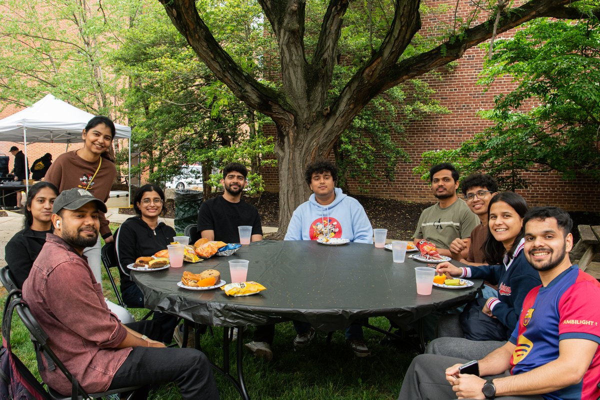 MAGEUMD's tweet photo. A HUGE thank you to all of our Maryland Applied Graduate Engineering @mageumd students who attended our slightly damp (but not rainy!) Spring BBQ last week! We hope we gave you a little boost to help you face finals head-on and end the semester on a high note! 🎶
#MAGESpringBBQ https://t.co/TMxAGmOYr8