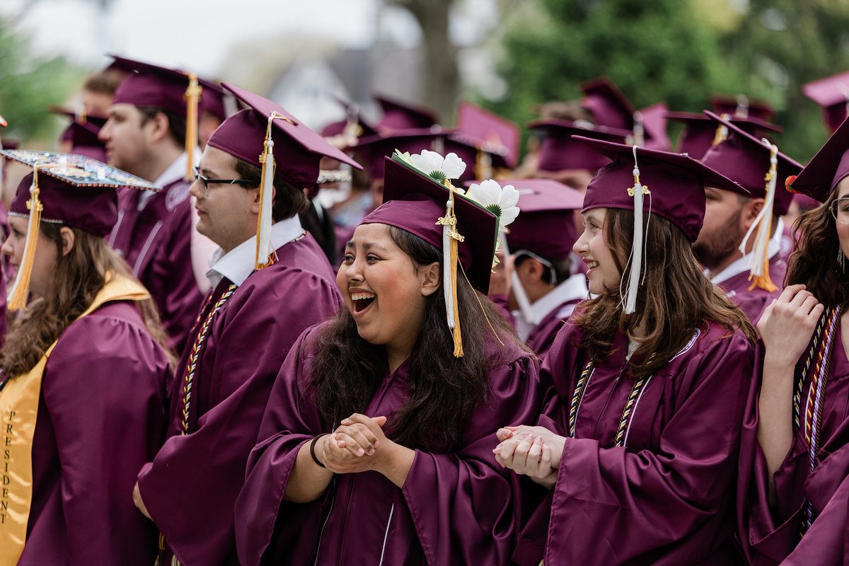 DeanCollege's tweet photo. Relive some of our favorite moments from this year’s Commencement Ceremony! 🤩🎓 Check out the full photo album: https://t.co/CL6frh5V1R https://t.co/RN1ubylSFO
