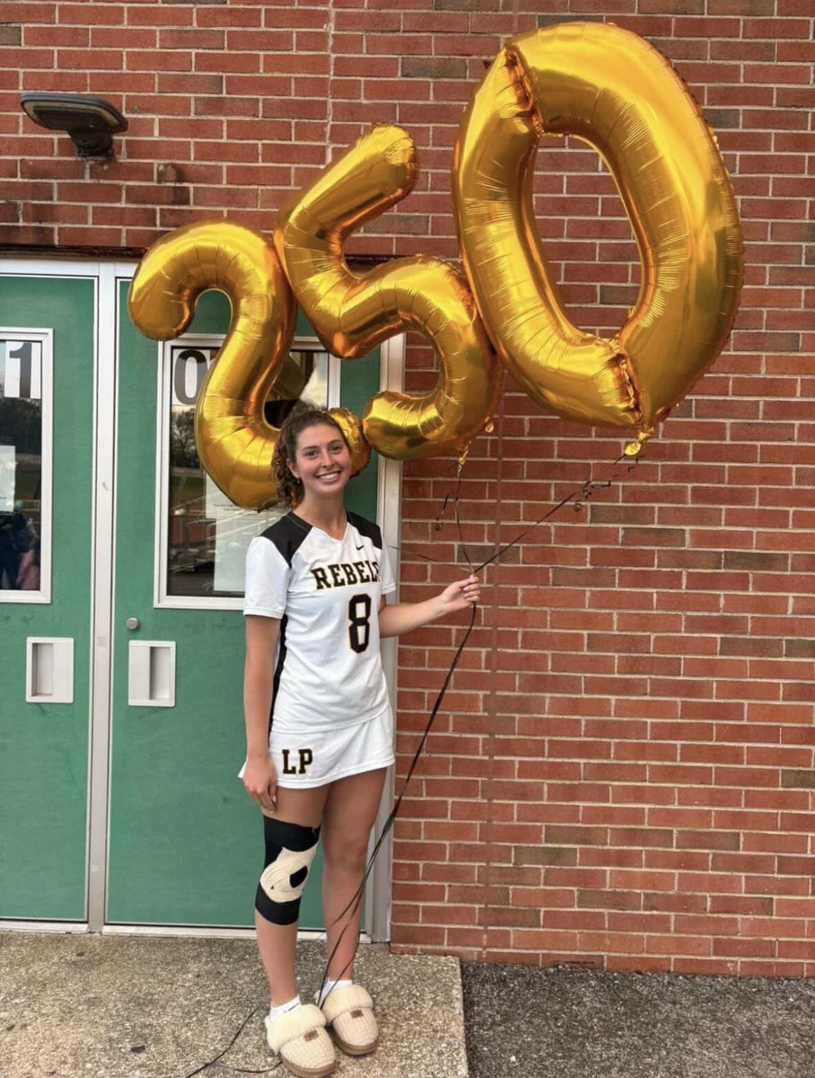 Compasslacrosse's tweet photo. Milestones keep rolling! #gonavs

Kaitlyn F ’27 - 100 points &amp; 100 goals
Brooke G ’28 - 100 goals
Emily N ’27 - 100 goals
Brooke P ’26 - 250 goals https://t.co/81jjabqKOY