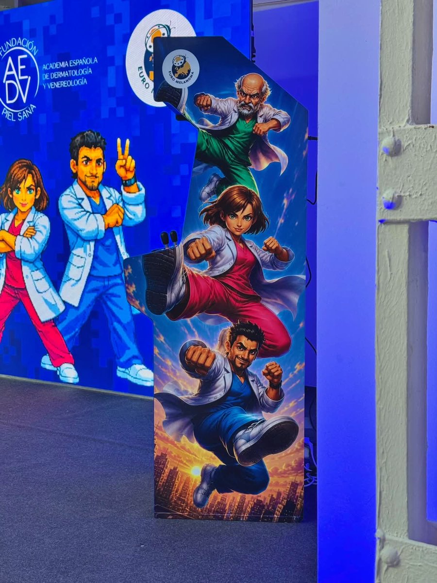 BLightsEstudio's tweet photo. Hoy hemos estado con la @aedv_es en la presentación de su campaña sobre los Bulos de la @pielsana_aedv https://t.co/PXTGKAoSdj