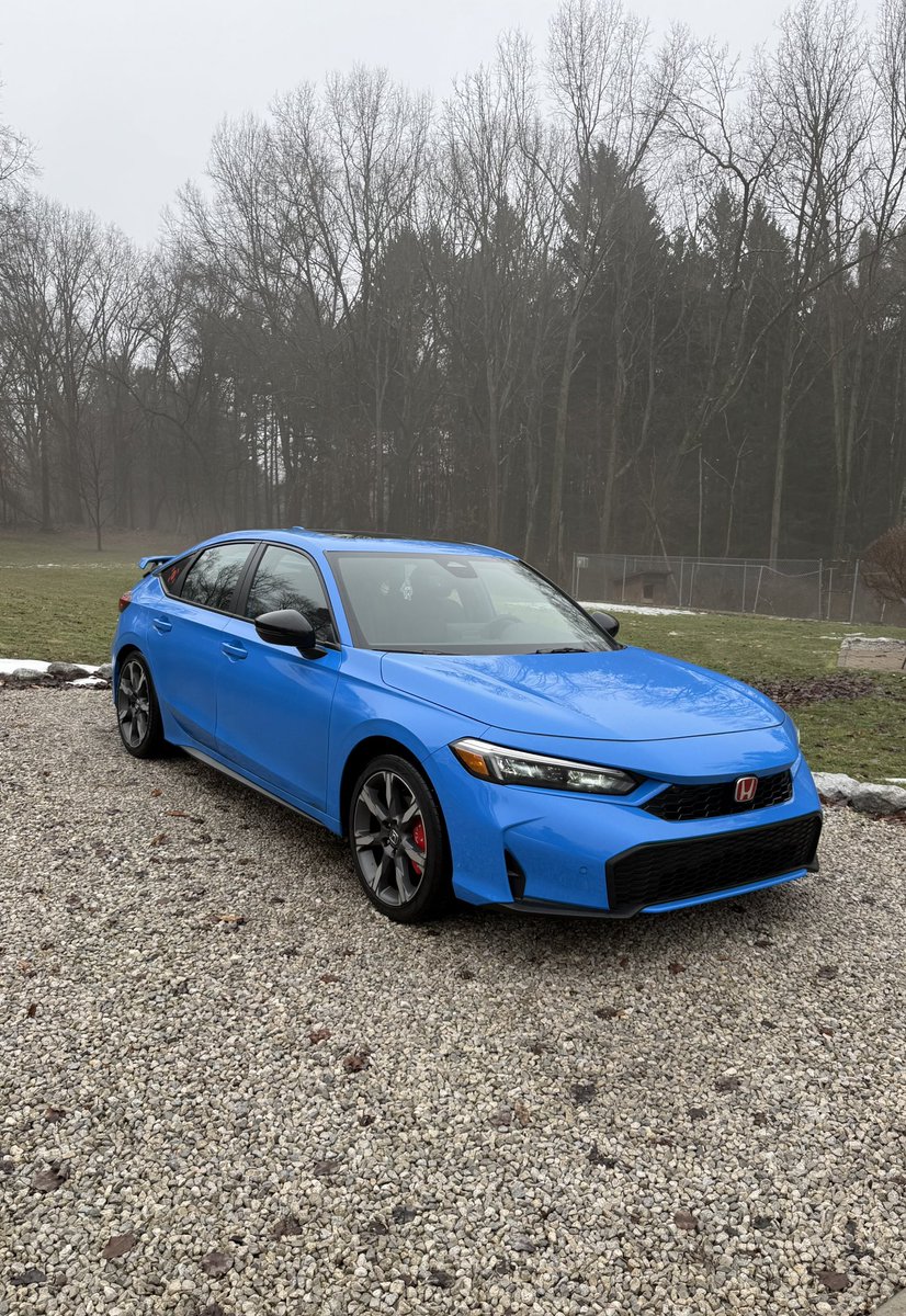 TheLookin4now's tweet photo. @Honda looks nice 🙌 I have a 2026 Civic Sport Touring Hybrid Hatchback and absolutely love it https://t.co/x0z6QsVYUU