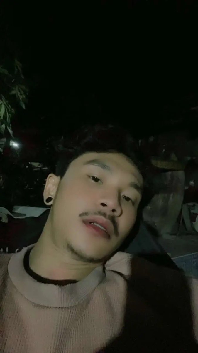 หล่อเลย กระเทยบอก🧸 tweet media