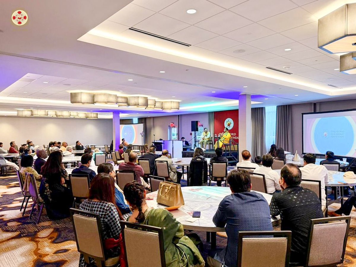 owoffoundation's tweet photo. Compassion creates impact when it becomes action.

In Dallas, Sri Madhusudan Sai shared the vision of One World One Family Foundation — rooted in Vasudhaiva Kutumbakam : The World is One Family.

Serving humanity through free education, nutrition, and healthcare.

#OWOF https://t.co/l8Jw4AUo06
