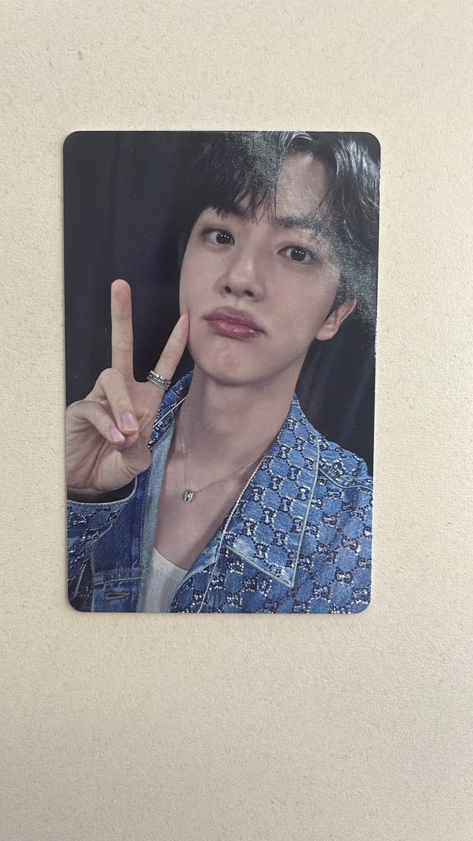 mandy ⊙ ⊖ ⊜ VAI VER O BTS 31/10 tweet media