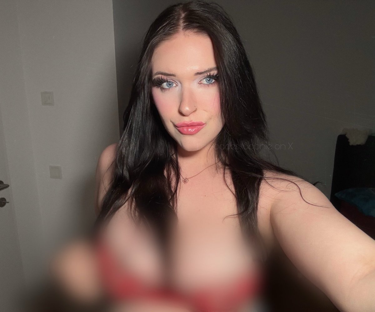 Goddess Sophie โก | Findom tweet media