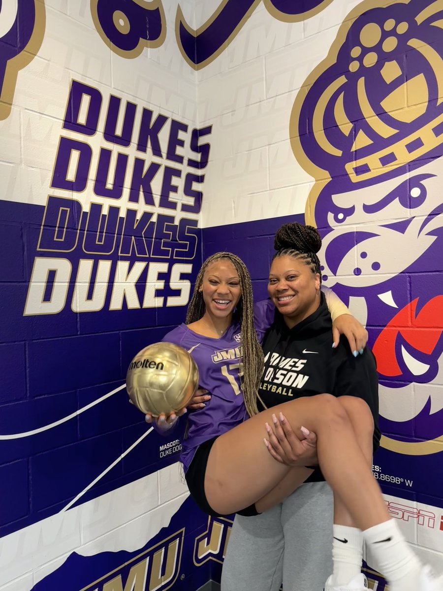 jermolineyvb's tweet photo. First, I want to thank God for blessing with me an opportunity as great as this one.  &amp; HUGE thank you to my mother and grandmother for their constant support and sacrifices they've made to make me the best I can be. I want to thank my coaches and my teammates for pushing me! https://t.co/2gzYLiij6R