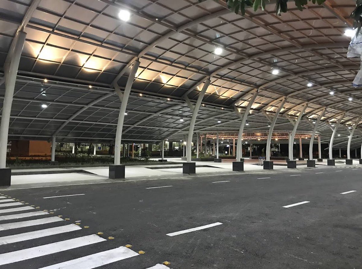 Amarrrrz's tweet photo. The Union Cabinet has approved the modernisation of Dr Babasaheb Ambedkar International Airport under a long-term PPP model.

The move extends land lease arrangements and allows GMR Nagpur International Airport Limited to operate and develop the airport for 30 years. https://t.co/40qQrtD42Q