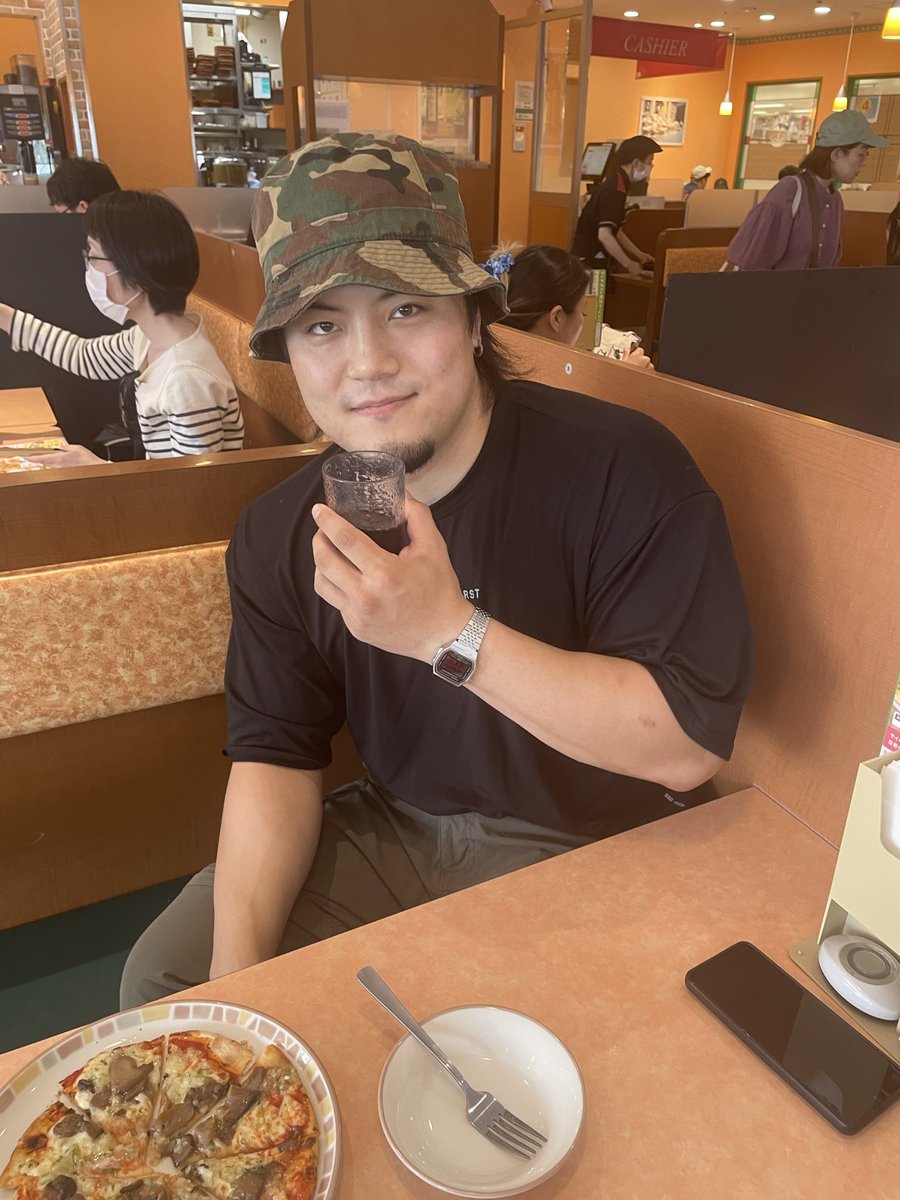 定アキラ tweet media