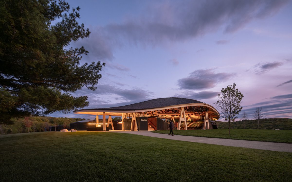 studiogang's tweet photo. The Samuel H. Scripps Theater Center in Garrison, New York is now complete! 🎭

Featuring a curved, timber-framed grid shell, our design establishes a permanent home for one of New York's most beloved regional professional theater companies.  

Read more: https://t.co/3nEIHR3HWW https://t.co/Cej0vzFRhi