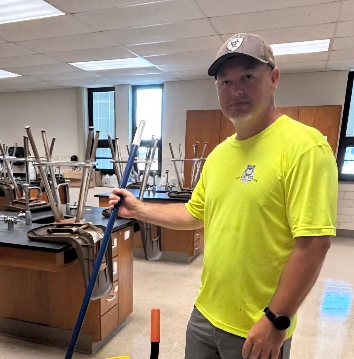 BHSChiefs's tweet photo. Moore named Tribe Member of the Week

Bellefontaine City Schools is proud to announce its Thursday Tribe Member of the Week.

Heath Moore is this week’s recipient.

Title: Bellefontaine High School 3rd Shift Custodian

See more at https://t.co/QircHtoZOc https://t.co/uiHEiZUoSo