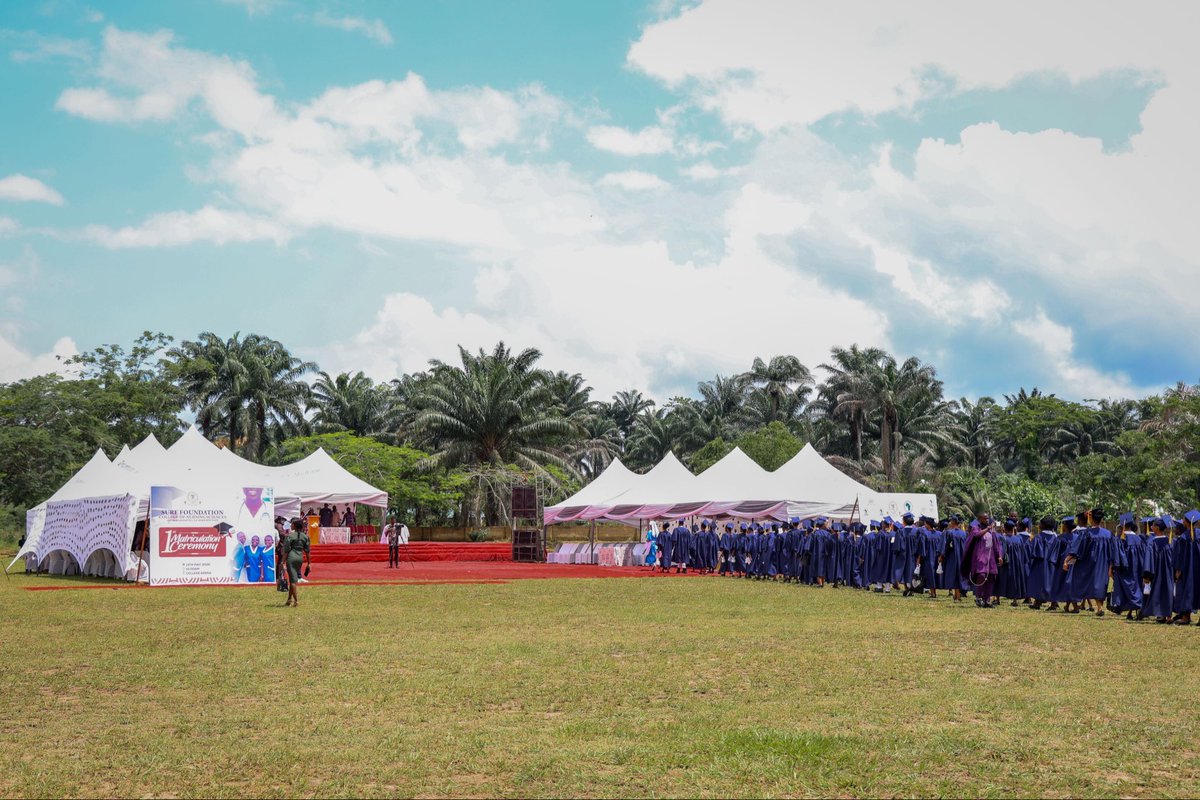 ECEWS's tweet photo. Our CEO, Dr @andysamueleyo, had the honour of serving as Chairman and Keynote Speaker at the Maiden Matriculation Ceremony of Sure Foundation College of Nursing Sciences Ukanafun, where he addressed the student nurses on the theme: “The Future of Health Care Begins with You.” https://t.co/NhJdqjG4ei