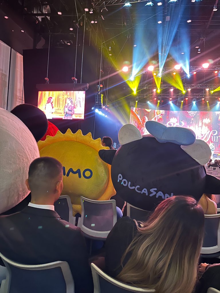 pavelphoom tweet media