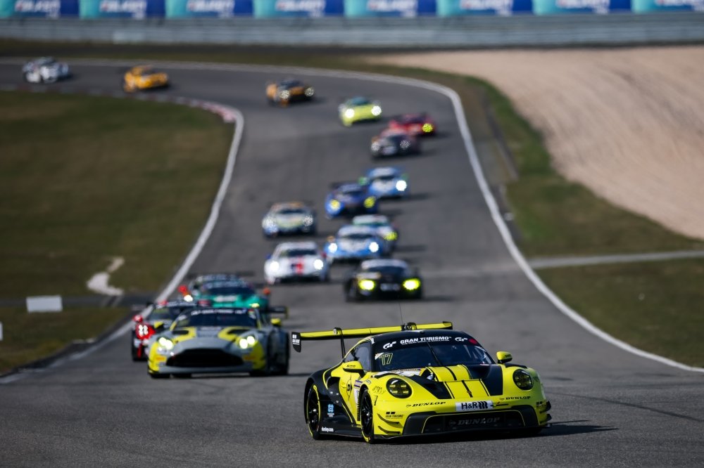 Dailysportscar News tweet media