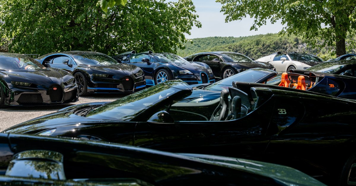 Bugatti tweet media