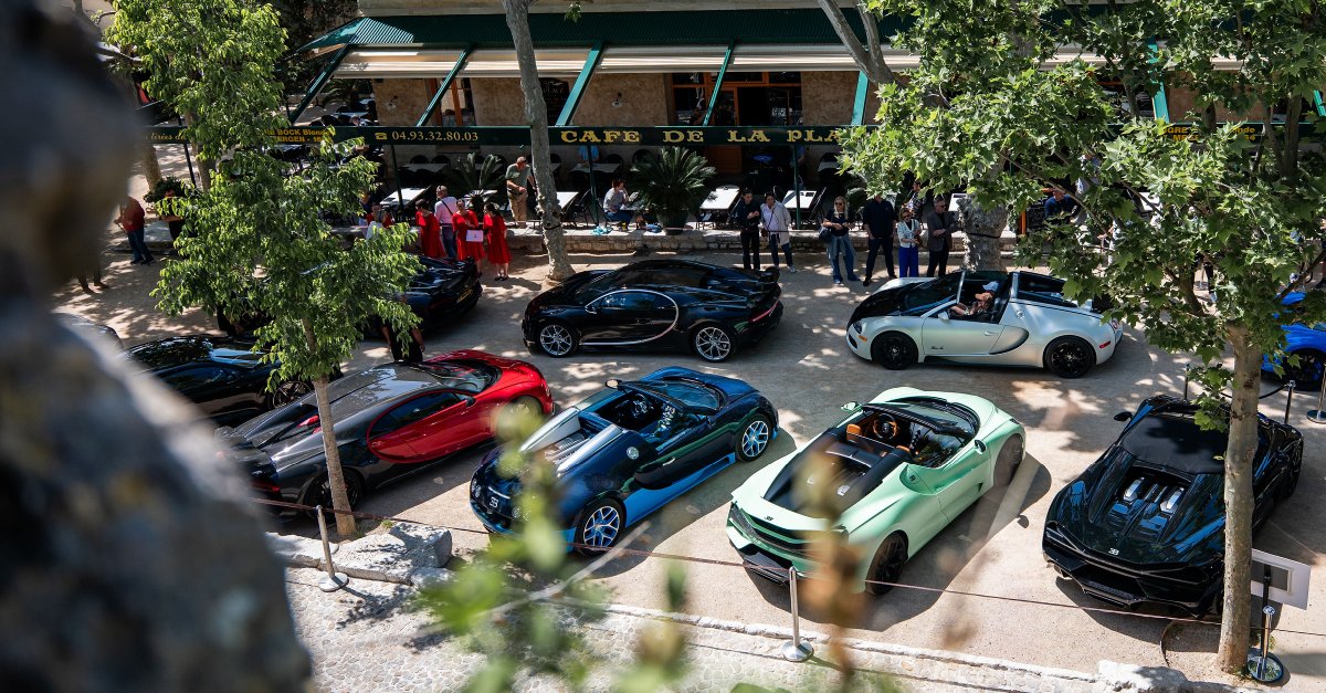 Bugatti tweet media