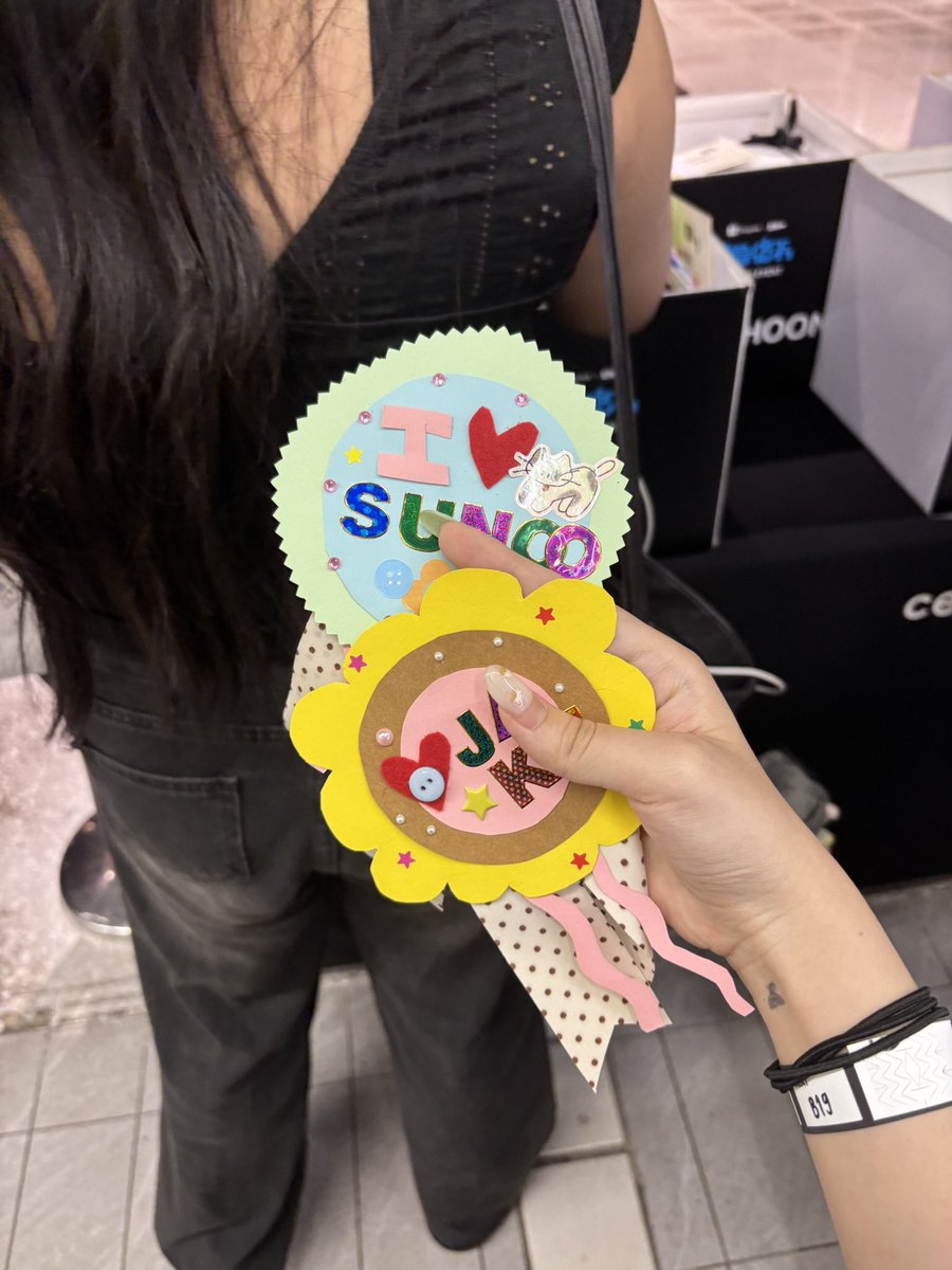สายสืบเห็ดโป่ง tweet media