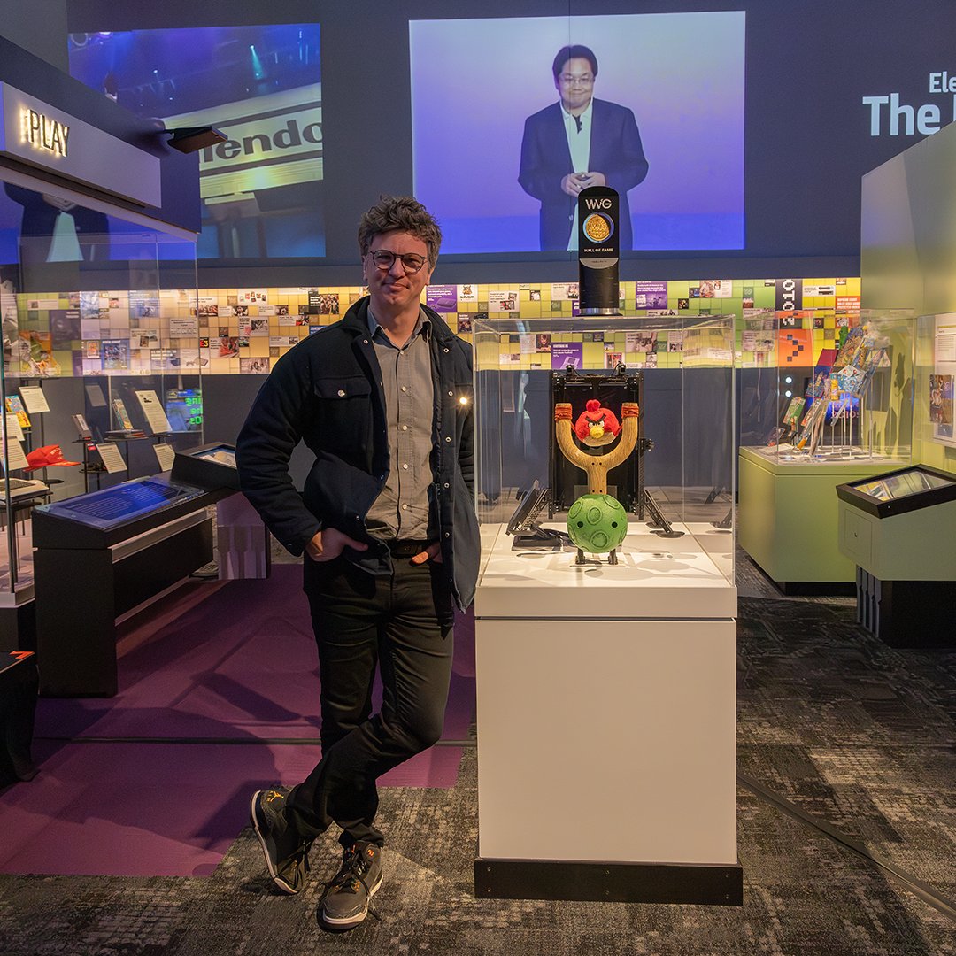 Rovio tweet media