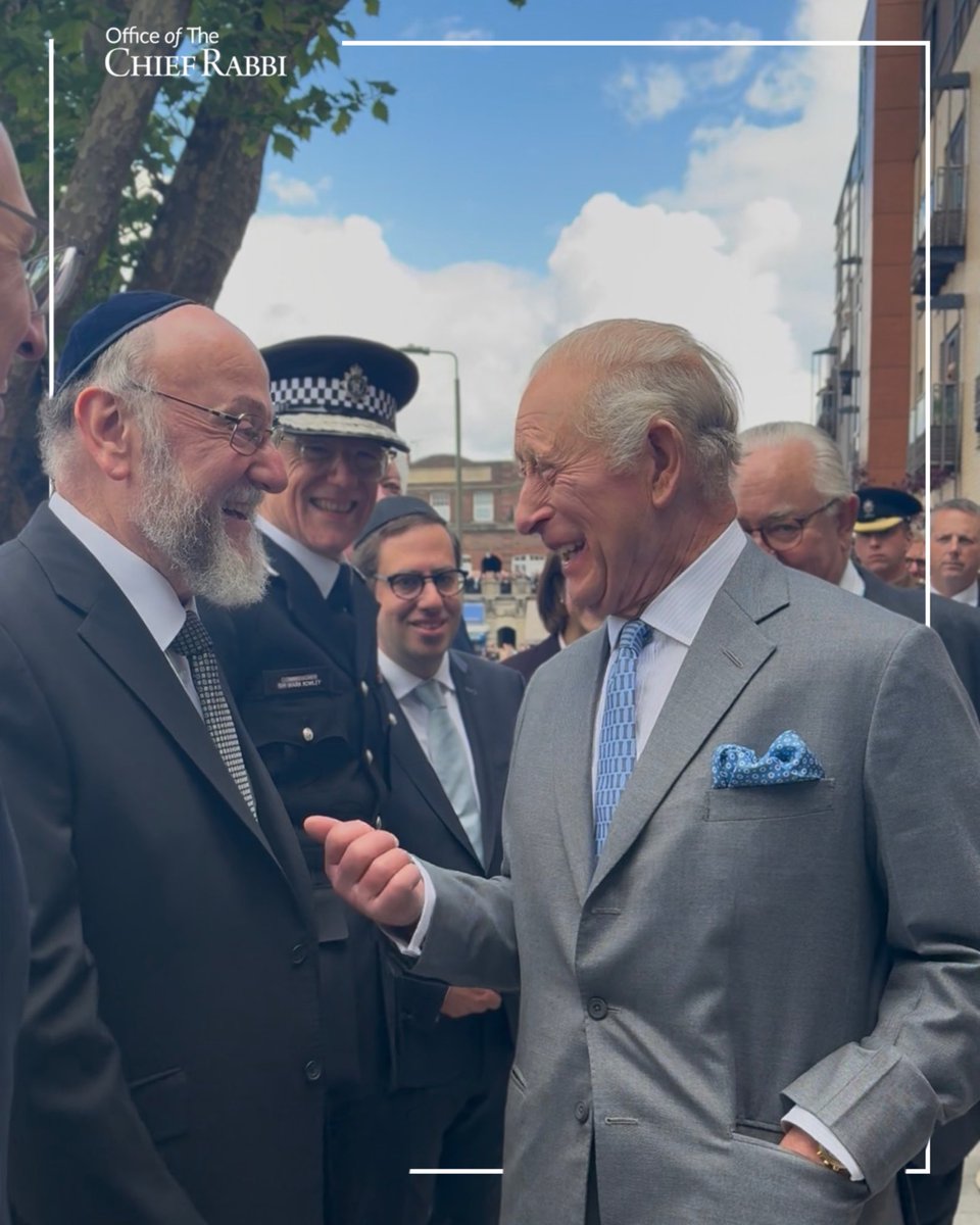 Chief Rabbi Sir Ephraim Mirvis tweet media