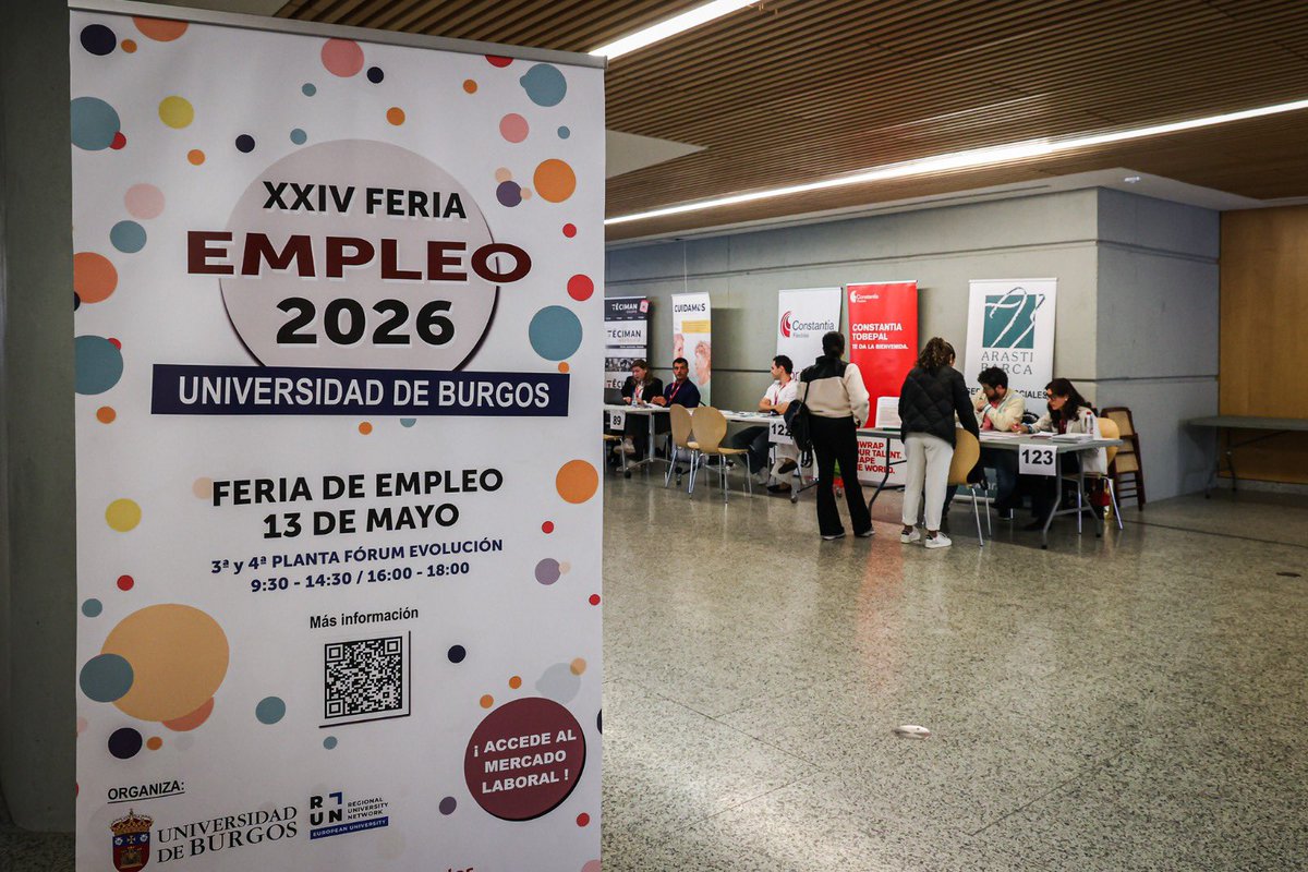 FundacionUBU's tweet photo. Ayer, nuestras compañeras de empleo estuvieron presentes en la XXIV Feria de empleo de la Universidad de Burgos @UBUEstudiantes en el @forumevolucion_ 

Un placer formar parte del compromiso con la formación, el talento y el desarrollo de oportunidades para los jóvenes.🤝 https://t.co/mbHYCSyhAH