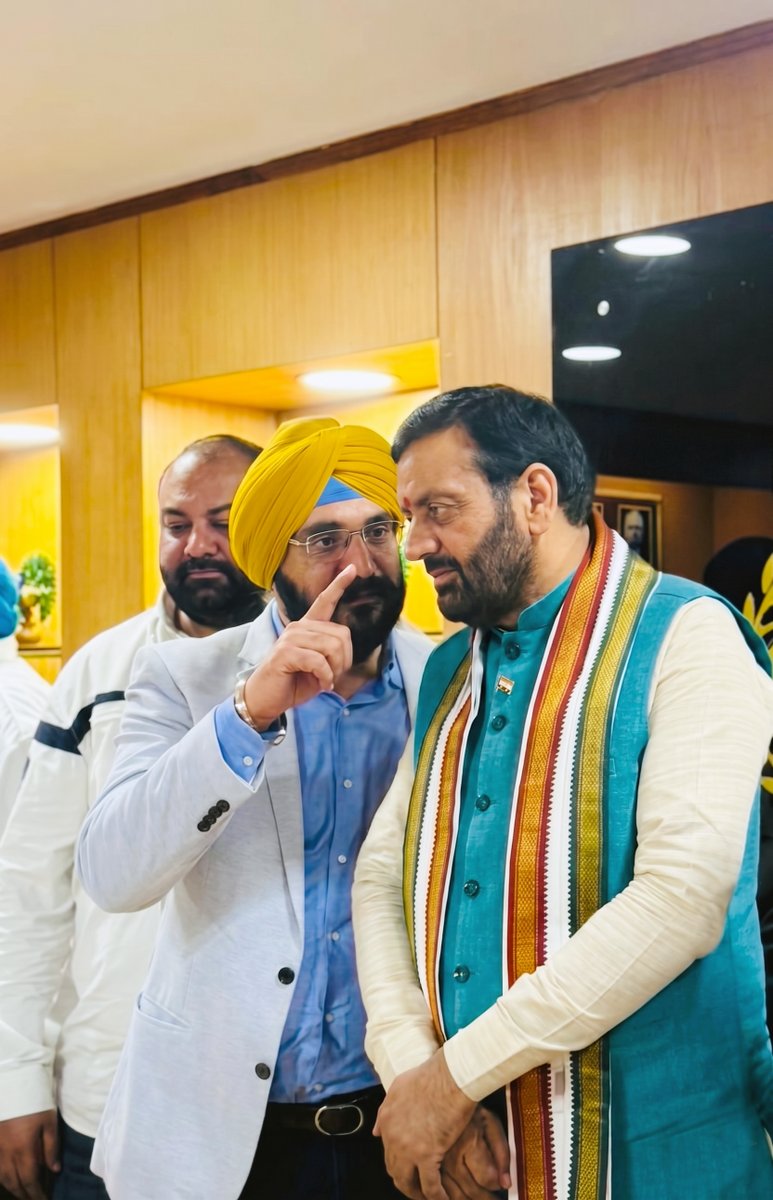 GSB50k's tweet photo. Had the honour of meeting Nayab Singh Saini, Chief Minister of Haryana, and exchanging perspectives on the state’s remarkable development journey - investment potential &amp; sustainable growth. https://t.co/zotlYP1JRV