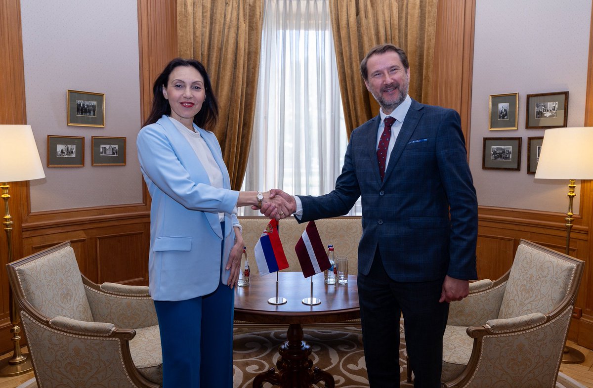 Latvian_MFA's tweet photo. State Secretary @AndzejsVilumson met with the newly appointed Ambassador of Serbia 🇷🇸 to Latvia 🇱🇻 Milena Mitić who was on an introductory visit.

The State Secretary particularly welcomed Serbia’s decision to open its first embassy in the Baltic States in Riga & congratulated the Ambassador on becoming Serbia’s first resident ambassador to Latvia 🇱🇻🤝🇷🇸 Both sides underlined that this step demonstrates a shared interest in strengthening political dialogue & expanding practical cooperation across various fields.

🔗 Read more: https://t.co/jDBw1bubeW