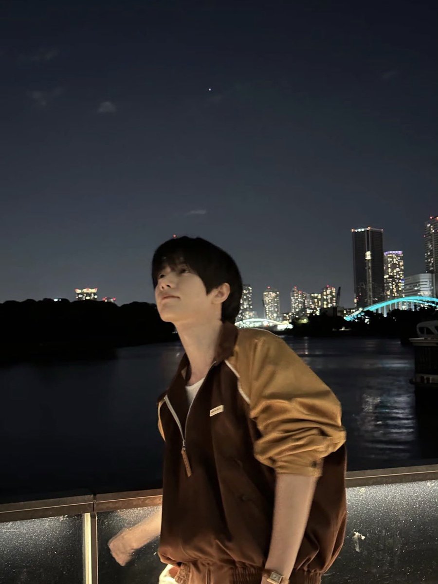 텬밤.zip tweet media